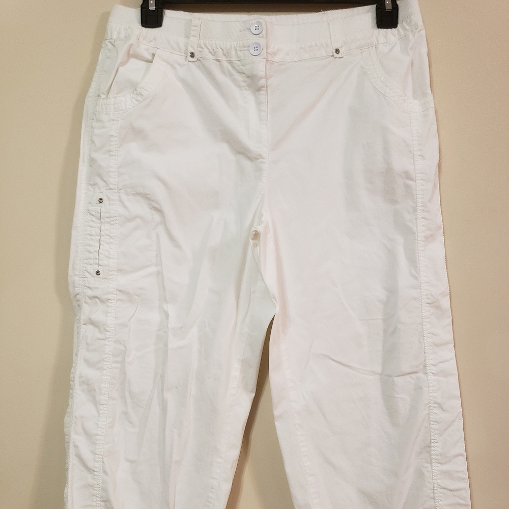Off white pull on capri